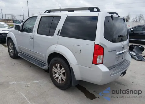 2012 Nissan Pathfinder Silver z USA, uszkodzony, nr VIN 5N1AR1NN3CC603530